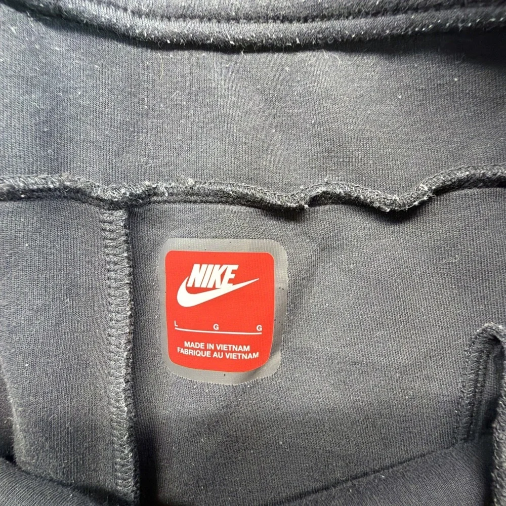 Nike Tech Fleece Pants Mens Large Black Slim Tapered Joggers Athletic HV0959-010